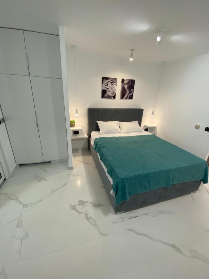 Daire Deluxe Pool 4 Petrovac