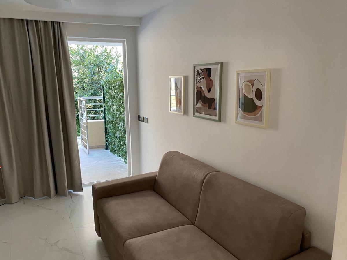 Daire Deluxe Pool 4 Petrovac