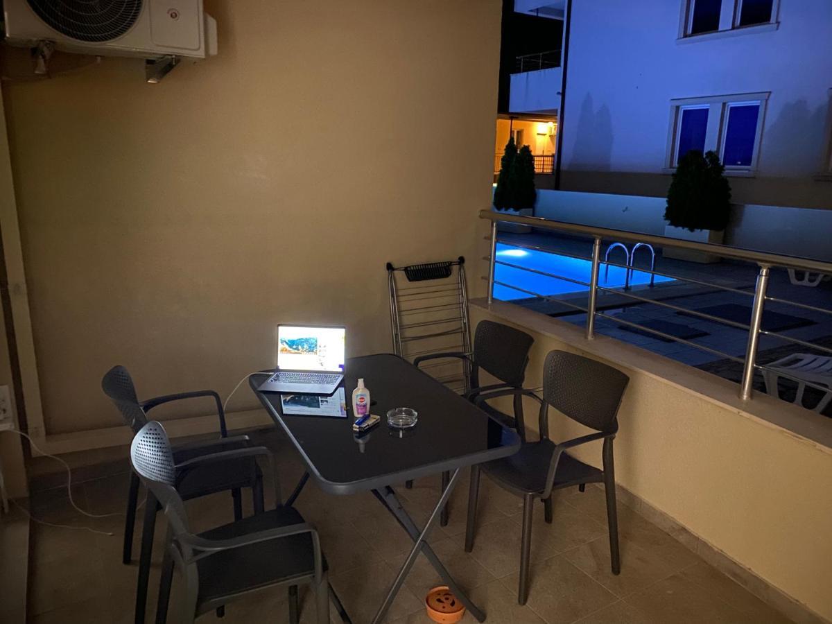 Daire Deluxe Pool 4 *